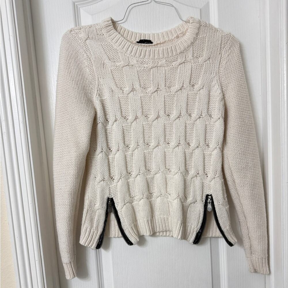Beige Cream cable knit pullover sweater with black zipper details Size S